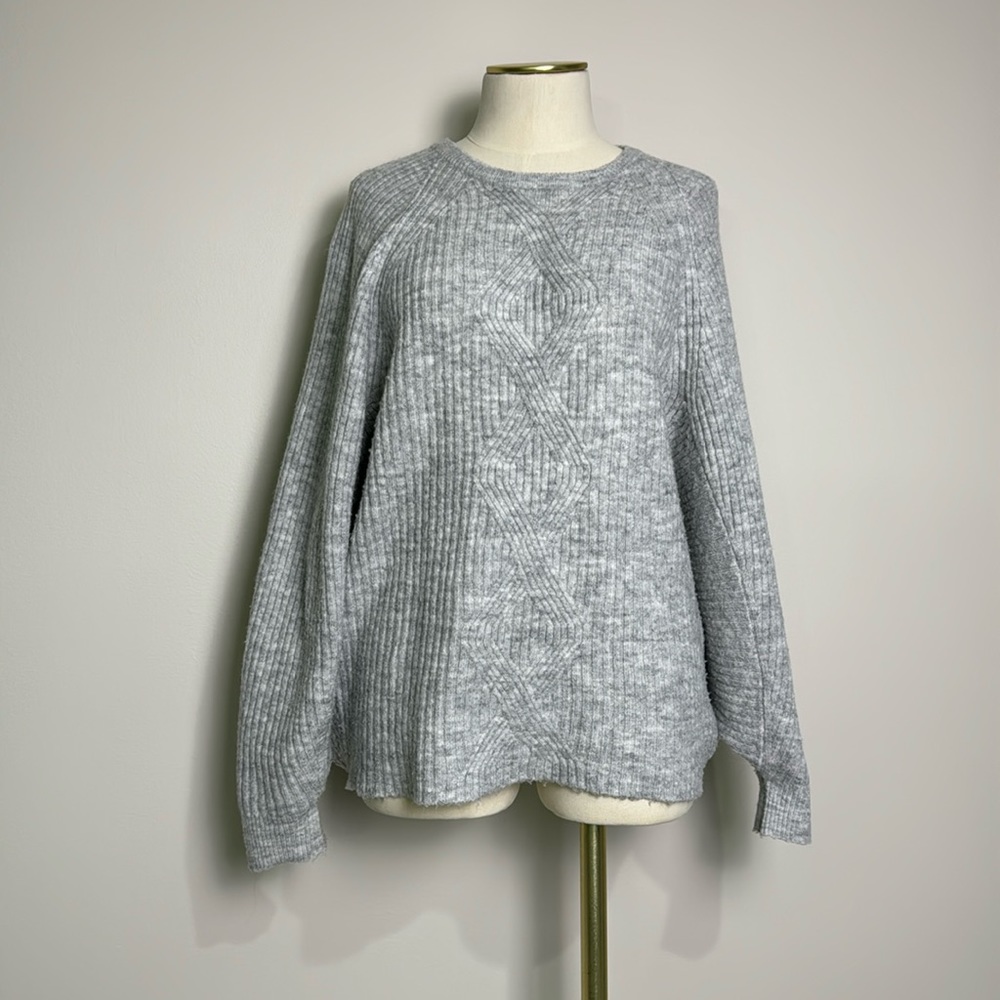 Lilly Pulitzer Arienza sweater size xxs in grey